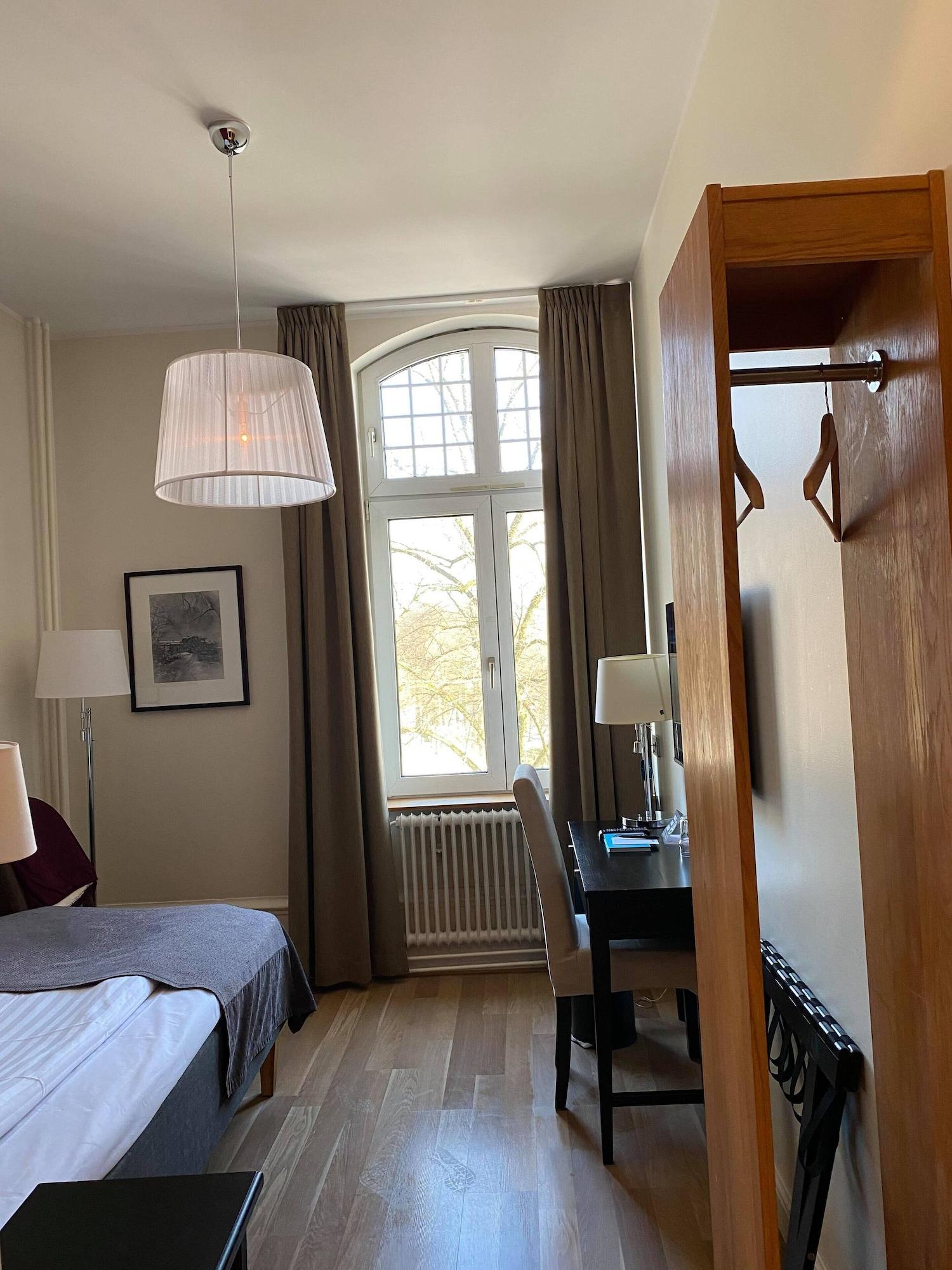 Home Hotel Norre Park Halmstad Buitenkant foto