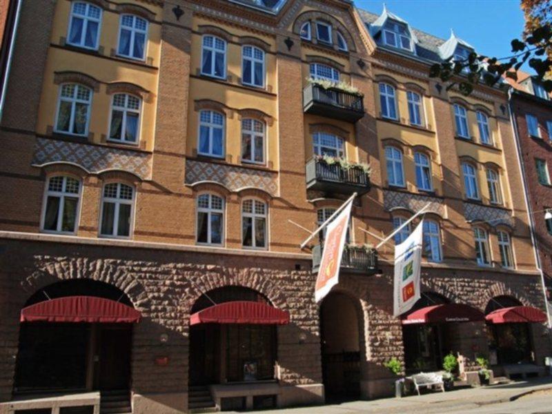 Home Hotel Norre Park Halmstad Buitenkant foto