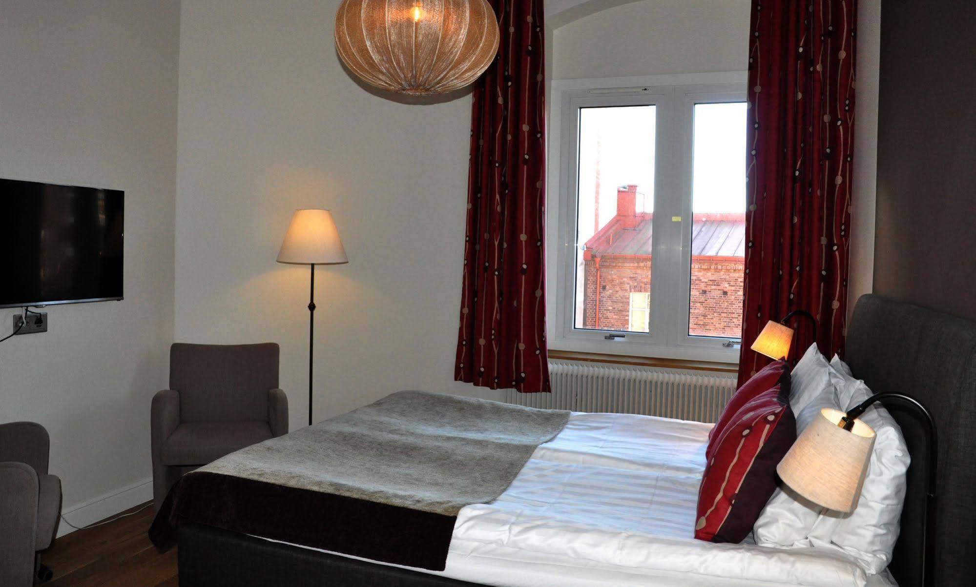 Home Hotel Norre Park Halmstad Buitenkant foto